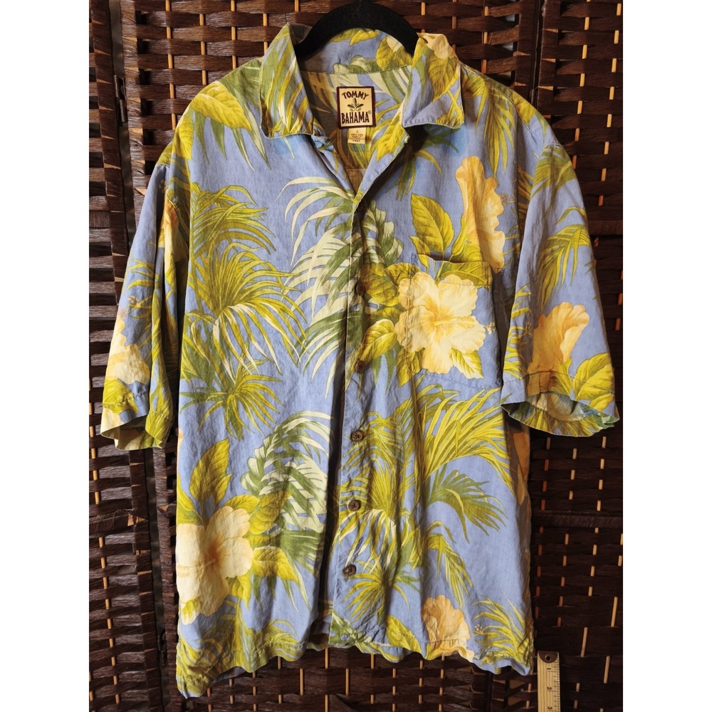 Tommy Bahama Hawaiian Aloha Button Up Shirt Original Fit 100% Silk Men's Medium‎